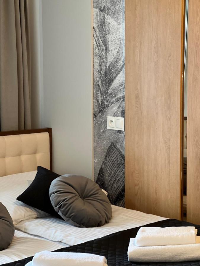 Family & Business Elegant Apartments Ul Lotnicza Centrum Galeria Korona - 1 Bedroom, Terrace, Air Conditioning, Garage - New! Kielce Extérieur photo