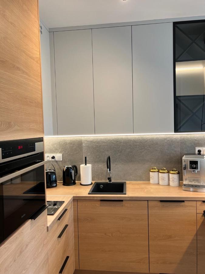 Family & Business Elegant Apartments Ul Lotnicza Centrum Galeria Korona - 1 Bedroom, Terrace, Air Conditioning, Garage - New! Kielce Extérieur photo