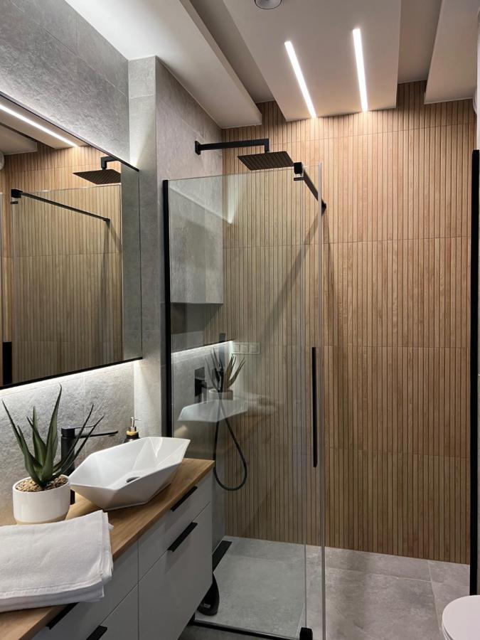 Family & Business Elegant Apartments Ul Lotnicza Centrum Galeria Korona - 1 Bedroom, Terrace, Air Conditioning, Garage - New! Kielce Extérieur photo